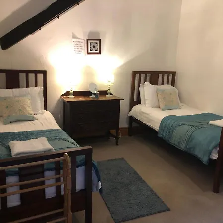Irton Hall Hotel 4*