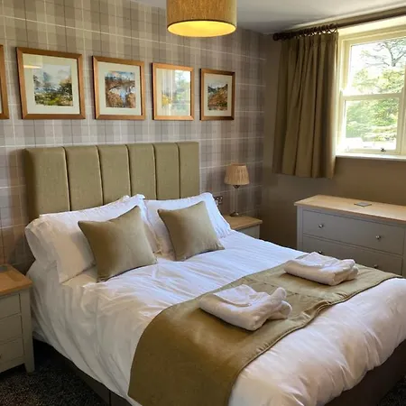 Irton Hall Hotel 4*